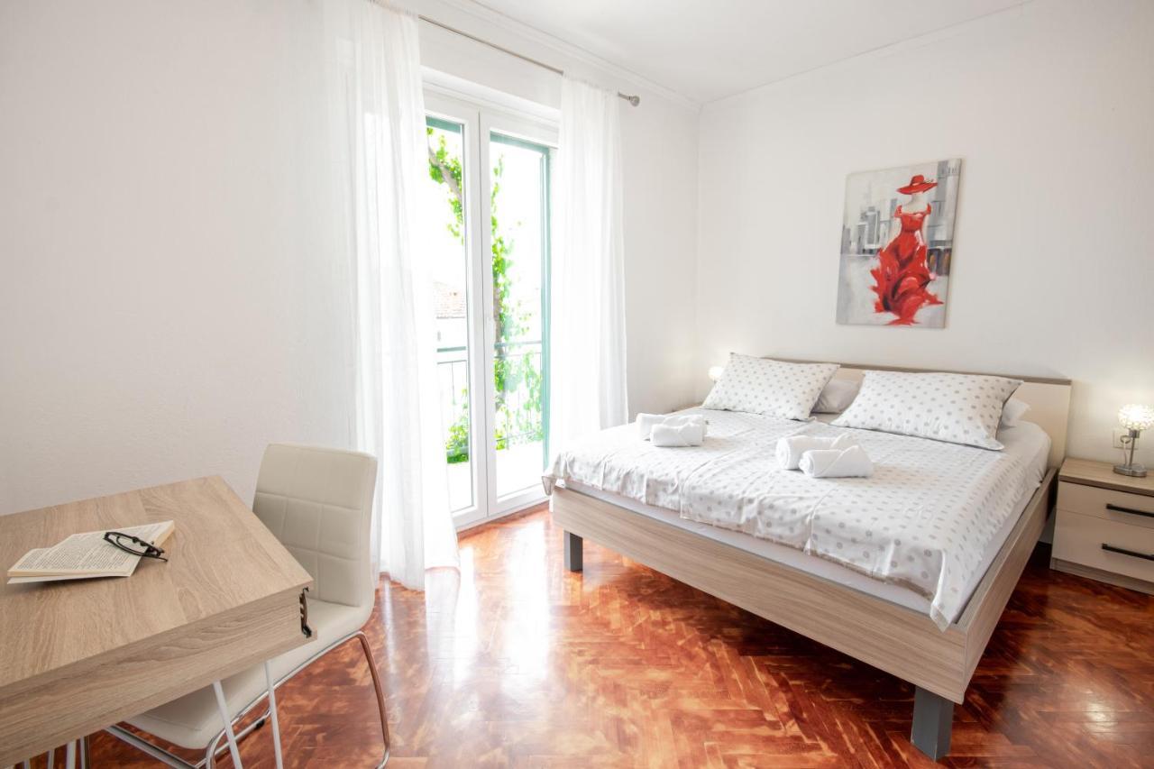 Apartments Villa Luce มาคาร์สกา ภายนอก รูปภาพ